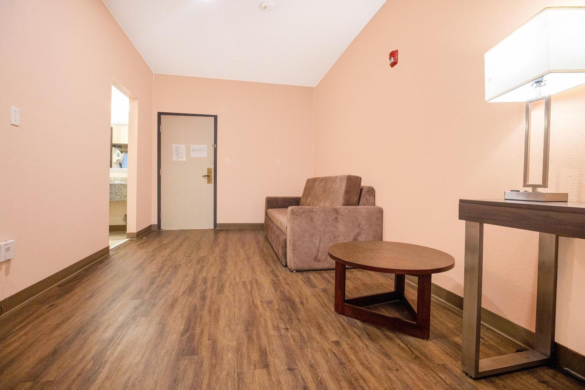 Oyo Hotel Adairsville Calhoun South I-75 Экстерьер фото